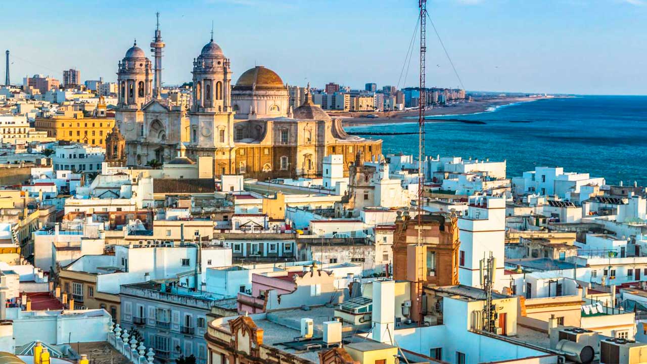 Cádiz, la ciudad en forma de tacita