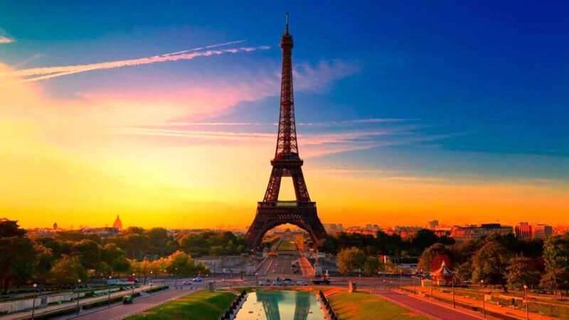 La torre Eiffel, la hermosa y admirada dama de Francia
