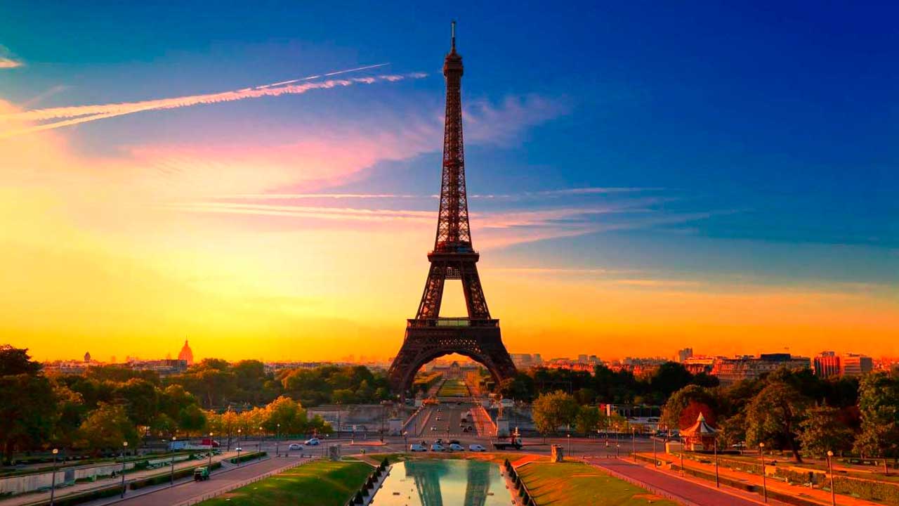 La torre Eiffel, la hermosa y admirada dama de Francia