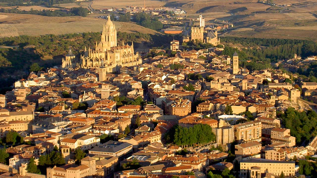 Segovia, ciudad antigua de mezcla de culturas