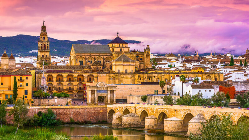 La Mezquita de Córdoba, uno de los doce tesoros de España